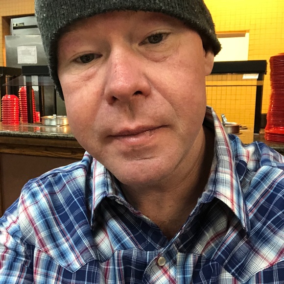 Meet your Posher, Kenneth - Picture 1 of 1